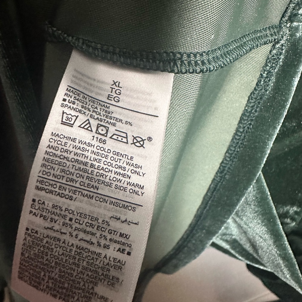 Old Navy Dark Green Velvet Dress XL New - Picture 5 of 7